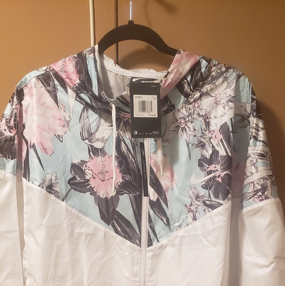 Nike Jackets & Blazers - Nike windbreaker plus-size 2x